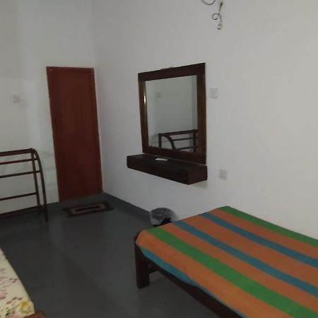 Kingdom Palace Hotel Anuradhapura Ngoại thất bức ảnh
